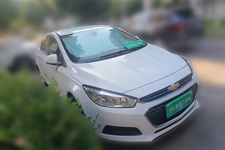 Used Chevrolet Cruze 2015 1.5L Automatic Fashion Navigation Edition Front Right 45 Deg