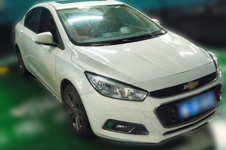 Used Chevrolet Cruze 2015 1.4T DCG Luxury Edition Front Right 45 Deg