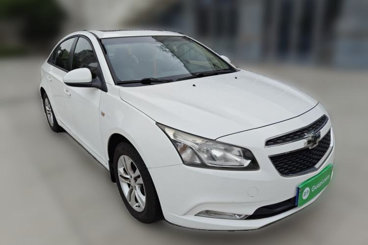 Used Chevrolet Cruze 2015 1.5L Classic SE AT Front Right 45 Deg