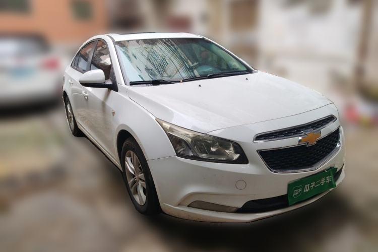 Used Chevrolet Cruze 2015 1.5L Automatic Luxury Edition Front Right 45 Deg