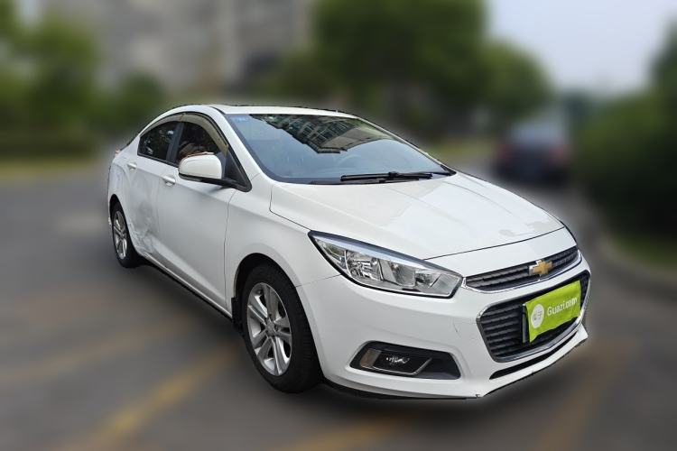 Used Chevrolet Cruze 2015 1.5L Manual Elite Edition Front Right 45 Deg