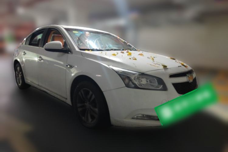 Used Chevrolet Cruze 2015 1.5L Classic SE AT Front Right 45 Deg