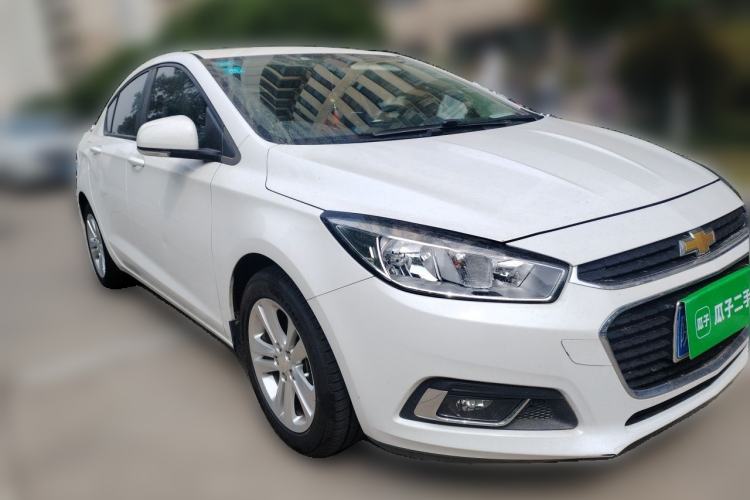 Used Chevrolet Cruze 2015 1.5L Automatic Luxury Edition Front Right 45 Deg