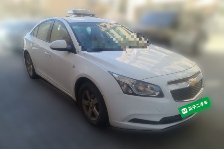 Used Chevrolet Cruze 2015 1.5L Classic SL MT Front Right 45 Deg