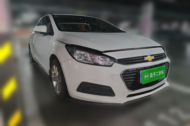 Used Chevrolet Cruze 2015 1.5L Automatic Fashion Navigation Edition Front Right 45 Deg