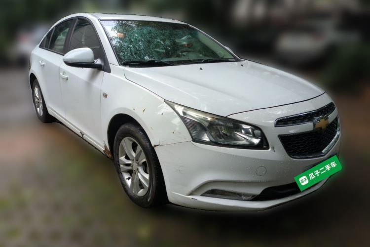 Used Chevrolet Cruze 2015 1.5L Classic SE AT Front Right 45 Deg