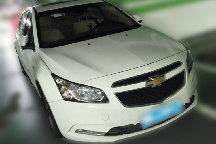 Used Chevrolet Cruze 2015 1.5L Classic SE AT Front Right 45 Deg