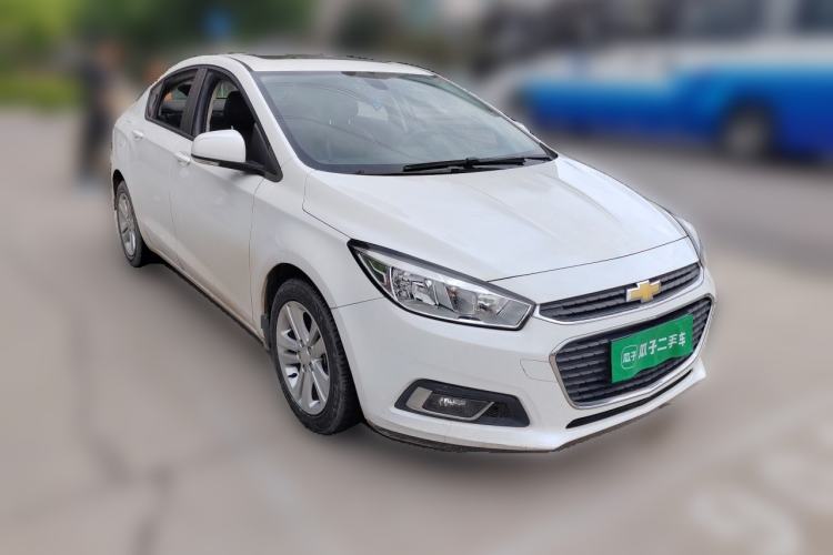 Used Chevrolet Cruze 2015 1.5L Manual Elite Edition Front Right 45 Deg