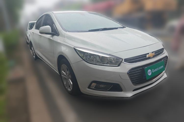Used Chevrolet Cruze 2015 1.5L Automatic Luxury Edition Front Right 45 Deg