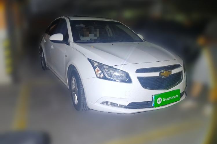 Used Chevrolet Cruze 2015 1.5L Classic SE AT Front Right 45 Deg