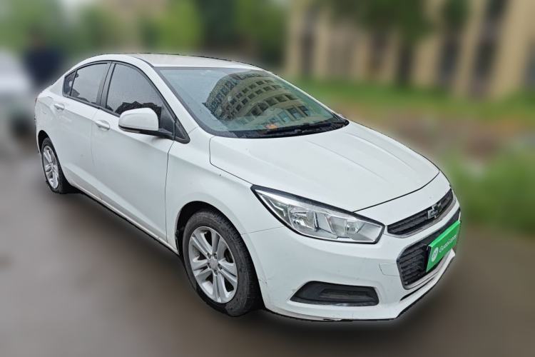 Used Chevrolet Cruze 2015 1.5L Automatic Fashion Navigation Edition Front Right 45 Deg