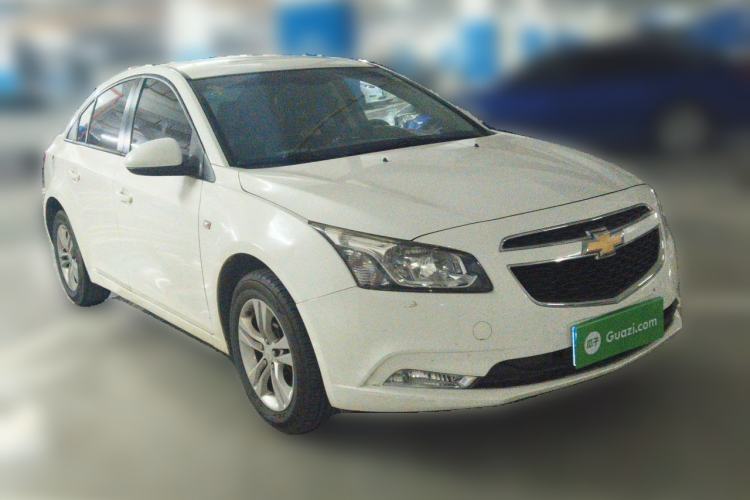 Used Chevrolet Cruze 2015 1.5L Classic SE AT Front Right 45 Deg