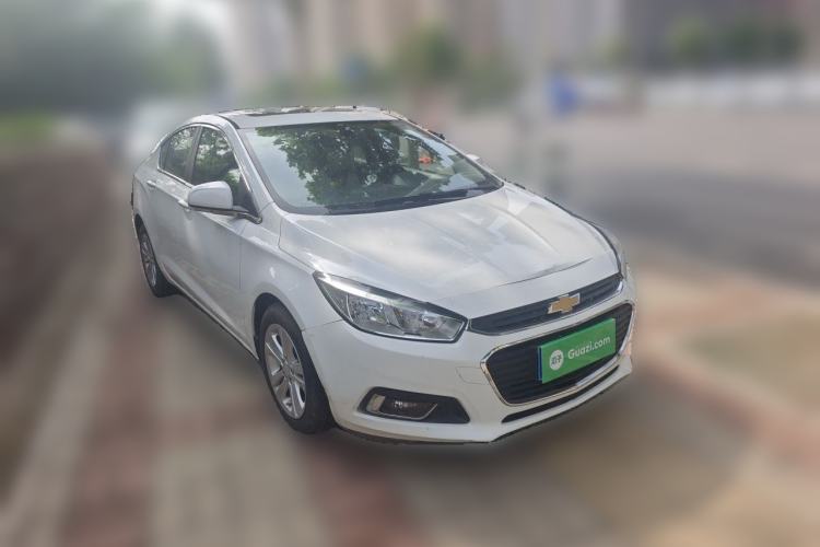 Used Chevrolet Cruze 2015 1.5L Manual Elite Edition Front Right 45 Deg