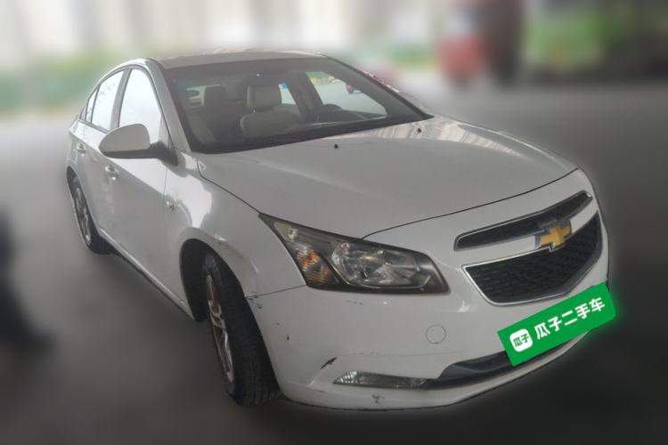 Used Chevrolet Cruze 2015 1.5L Classic SE AT Front Right 45 Deg