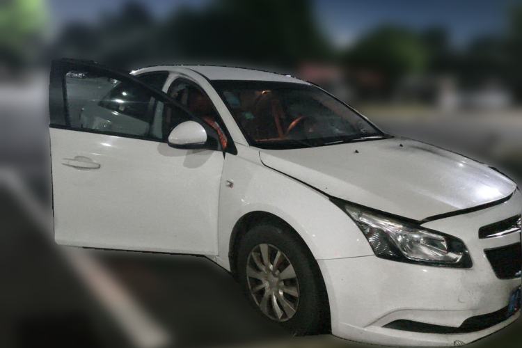 Used Chevrolet Cruze 2015 1.5L Classic SL MT Front Right 45 Deg
