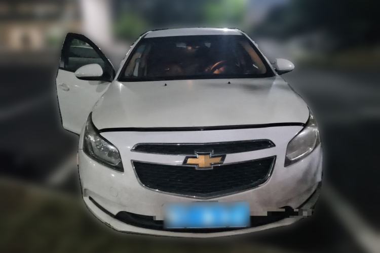 Used Chevrolet Cruze 2015 1.5L Classic SL MT Front