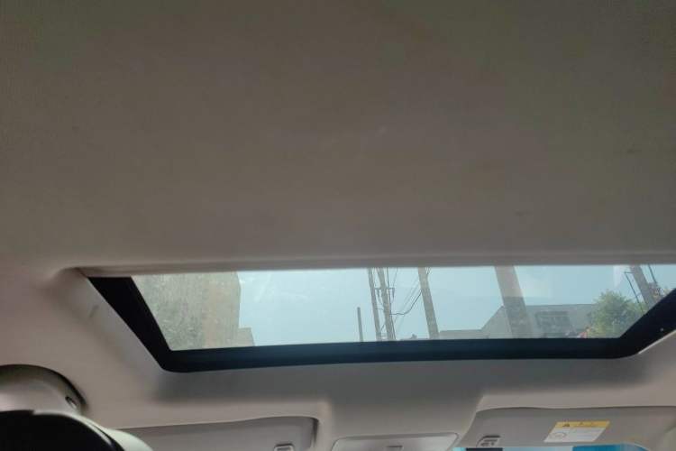 Used Chevrolet Cruze 2015 1.5L Classic SE MT Headliner