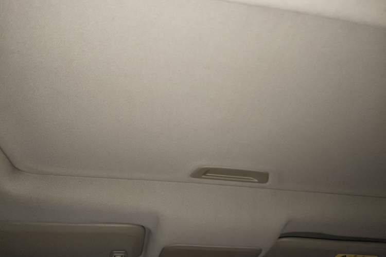 Used Chevrolet Cruze 2015 1.5L Classic SE AT Headliner