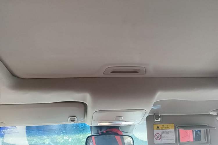 Used Chevrolet Cruze 2015 1.5L Classic SE MT Headliner