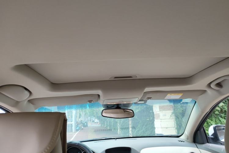Used Chevrolet Cruze 2015 1.5L Classic SE MT Headliner