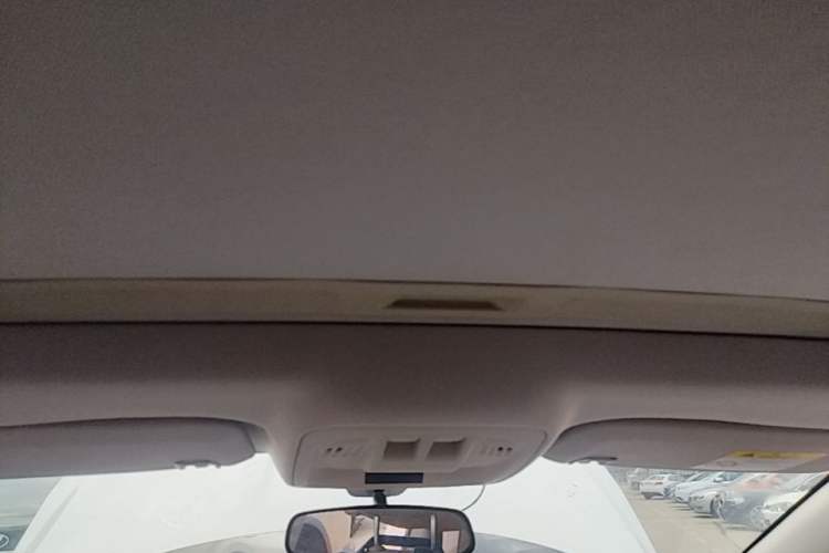 Used Chevrolet Cruze 2015 1.5L Automatic Luxury Edition Headliner