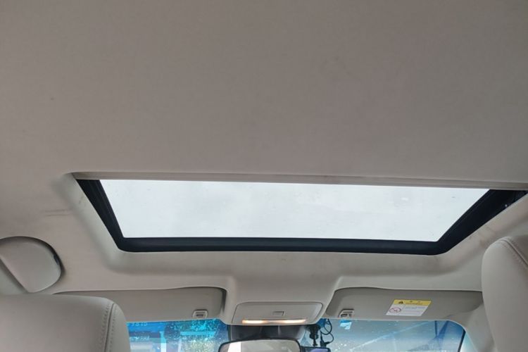 Used Chevrolet Cruze 2015 1.5L Classic SE MT Headliner