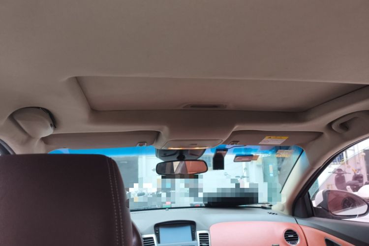 Used Chevrolet Cruze 2015 1.5L Classic SE MT Headliner