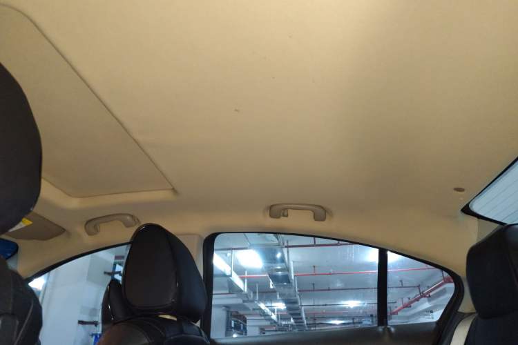 Used Chevrolet Cruze 2015 1.5L Classic SE AT Headliner