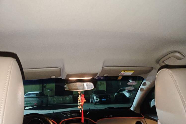 Used Chevrolet Cruze 2015 1.5L Classic SL MT Headliner