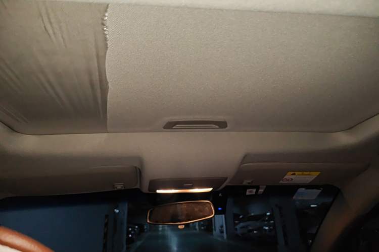 Used Chevrolet Cruze 2015 1.5L Classic SE AT Headliner