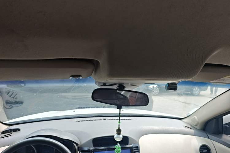 Used Chevrolet Cruze 2015 1.5L Classic SL MT Headliner