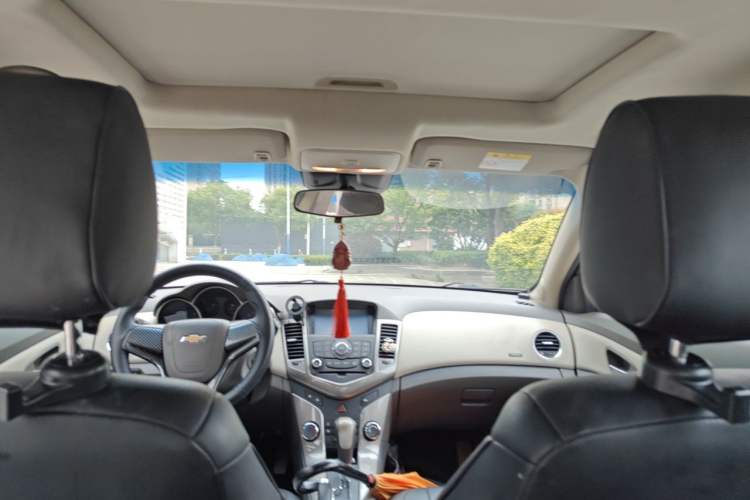 Used Chevrolet Cruze 2015 1.5L Classic SE AT Headliner