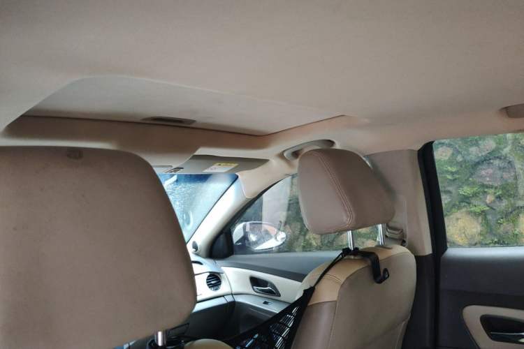 Used Chevrolet Cruze 2015 1.5L Automatic Luxury Edition Headliner