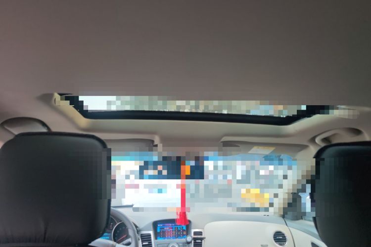 Used Chevrolet Cruze 2015 1.5L Classic SE MT Headliner