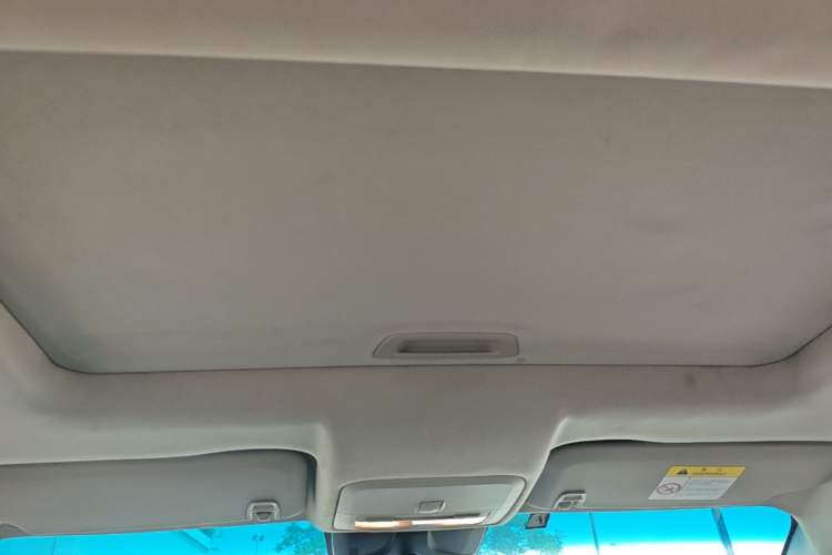 Used Chevrolet Cruze 2015 1.5L Classic SE MT Headliner