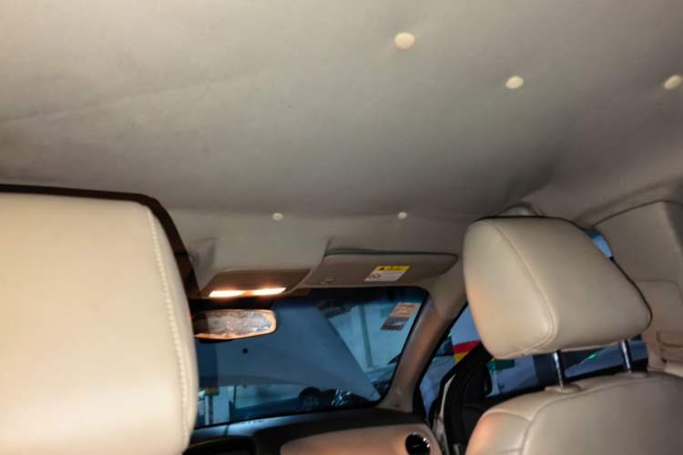 Used Chevrolet Cruze 2015 1.5L Classic SL MT Headliner