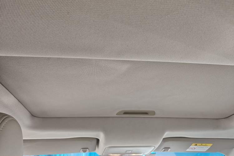 Used Chevrolet Cruze 2015 1.5L Classic SE AT Headliner