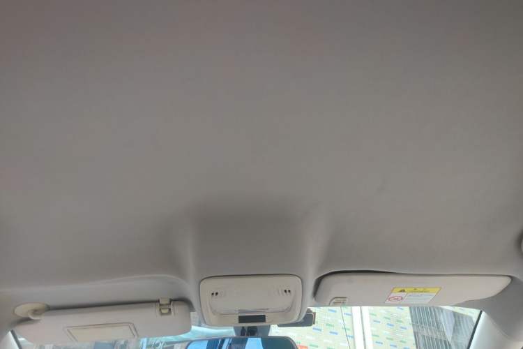 Used Chevrolet Cruze 2015 1.5L Automatic Fashion Navigation Edition Headliner