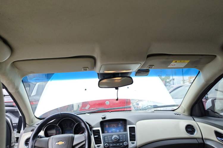 Used Chevrolet Cruze 2015 1.5L Classic SL MT Headliner