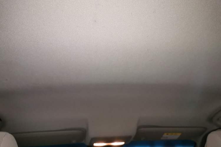 Used Chevrolet Cruze 2015 1.5L Classic SL MT Headliner