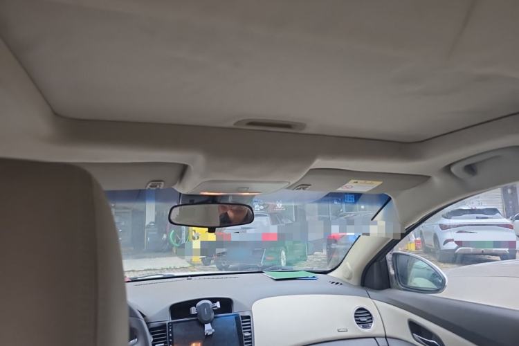 Used Chevrolet Cruze 2015 1.5L Classic SE MT Headliner
