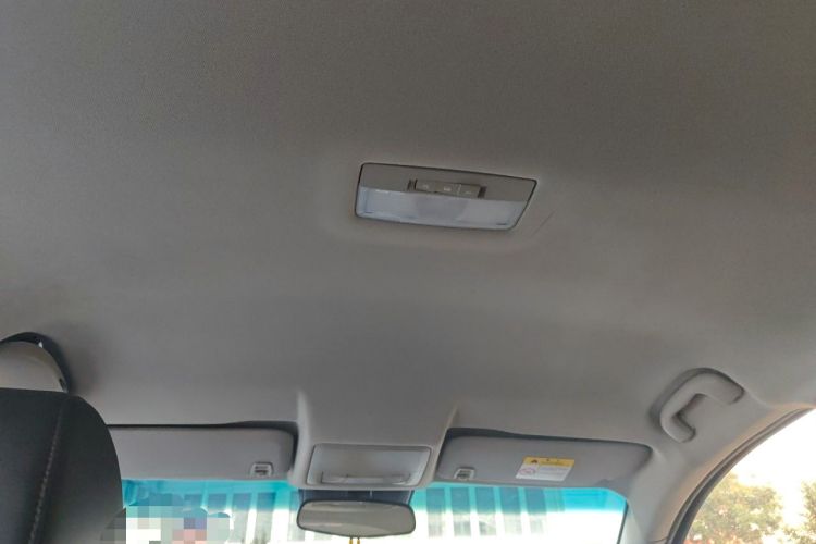 Used Chevrolet Cruze 2015 Hatchback 1.6L Manual Comfort Edition Headliner
