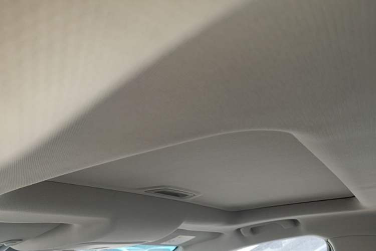 Used Chevrolet Cruze 2015 1.5L Classic SE MT Headliner