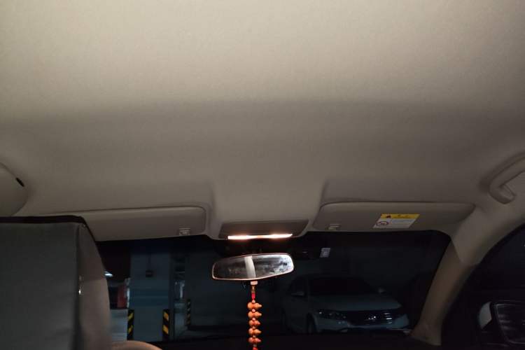 Used Chevrolet Cruze 2015 1.5L Classic SL MT Headliner