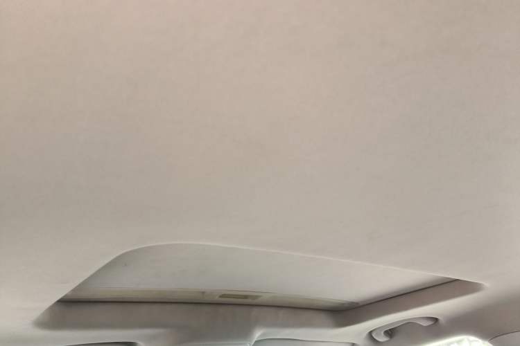 Used Chevrolet Cruze 2015 1.5L Automatic Luxury Edition Headliner