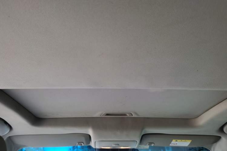 Used Chevrolet Cruze 2015 1.5L Classic SE MT Headliner