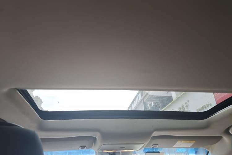 Used Chevrolet Cruze 2015 1.5L Classic SE AT Headliner