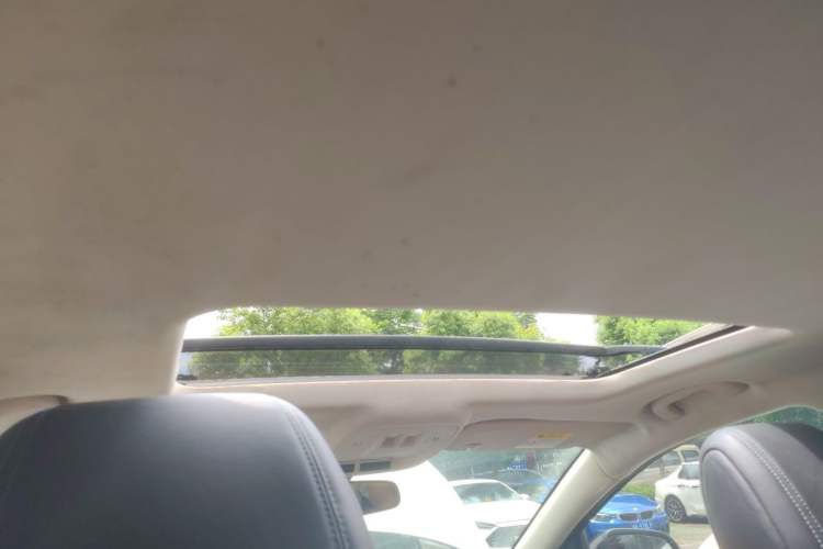Used Chevrolet Cruze 2015 1.5L Manual Elite Edition Headliner