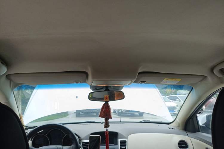 Used Chevrolet Cruze 2015 1.5L Classic SL MT Headliner