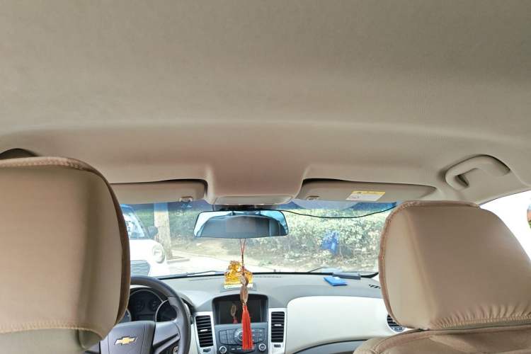 Used Chevrolet Cruze 2015 1.5L Classic SL MT Headliner